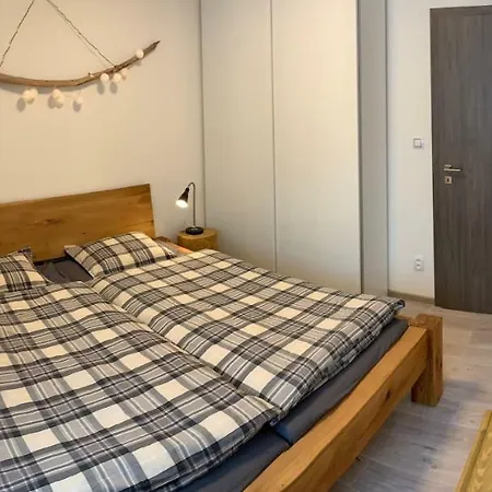 Bd Apartment *
